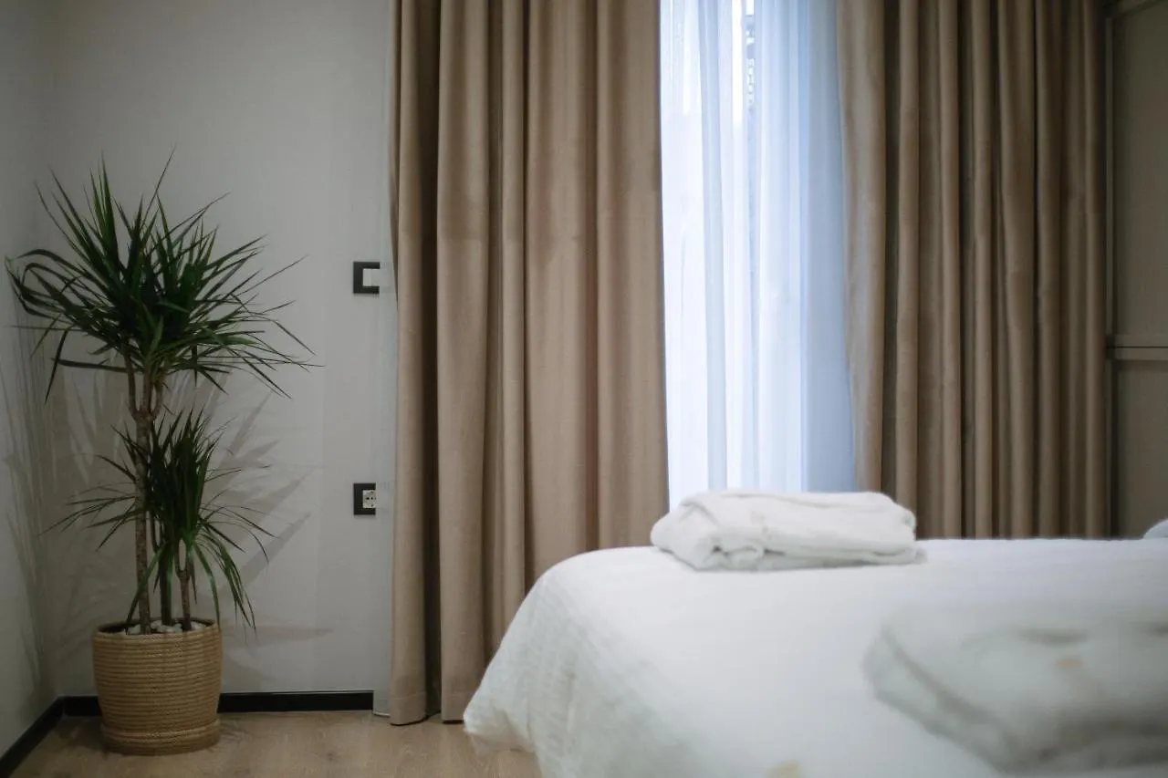 Boulevard Boutique Aparthotel Korce